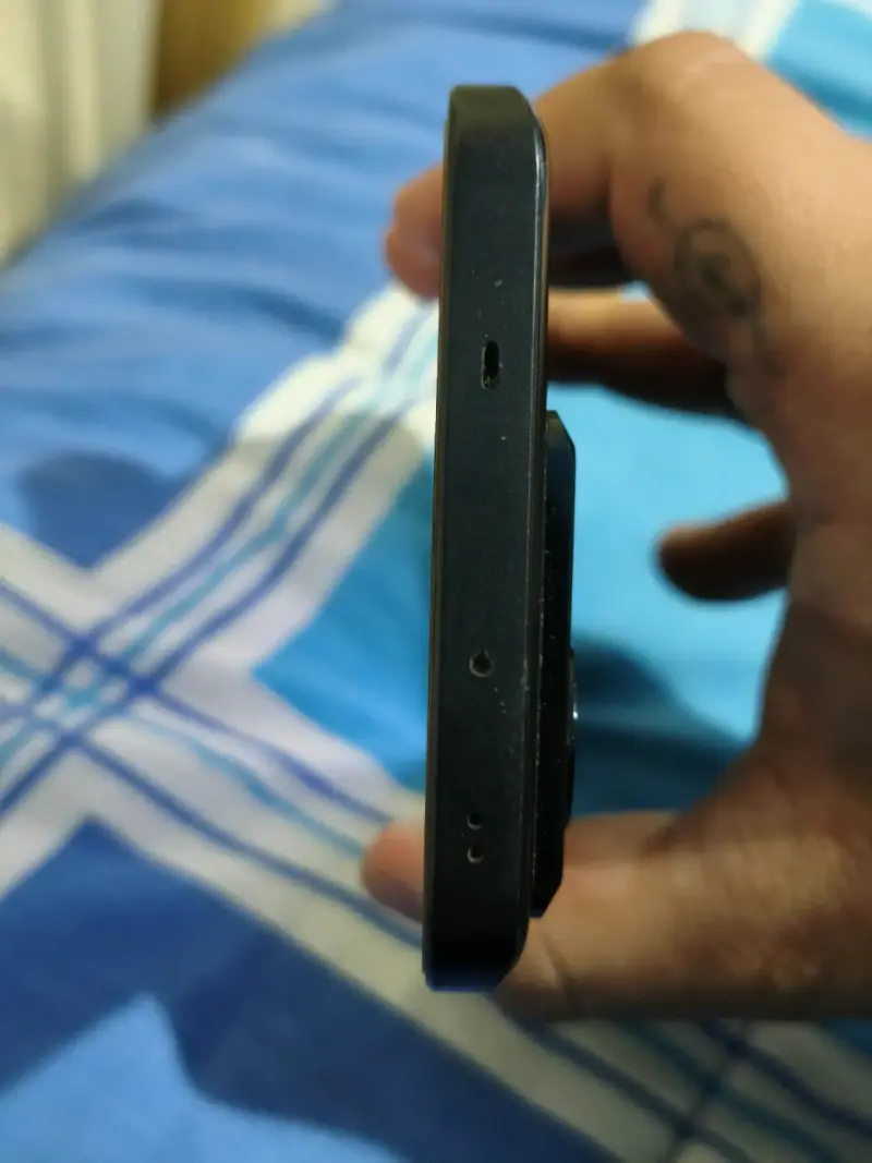 Smartphone Xiaomi con HyperOS y cámara dual - 3