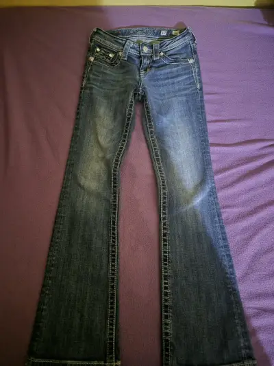 Jeans Miss Me con bordado en bolsillos - miniatura 2