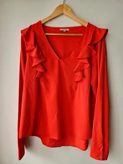 Blusa roja con volantes Jacinta Tienda - miniatura 1