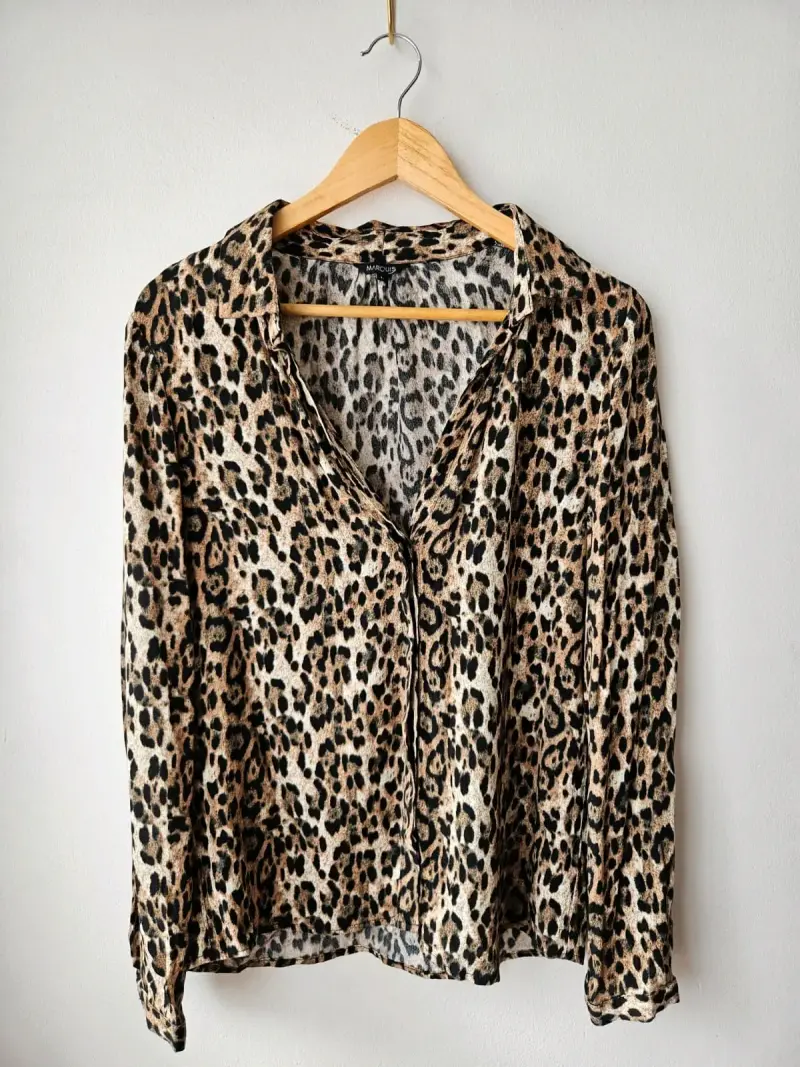 Blusa animal print de leopardo marca Marquis - 1