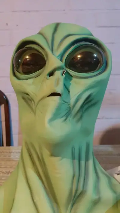 Máscara de Alienígena Verde para Disfraz - miniatura 2