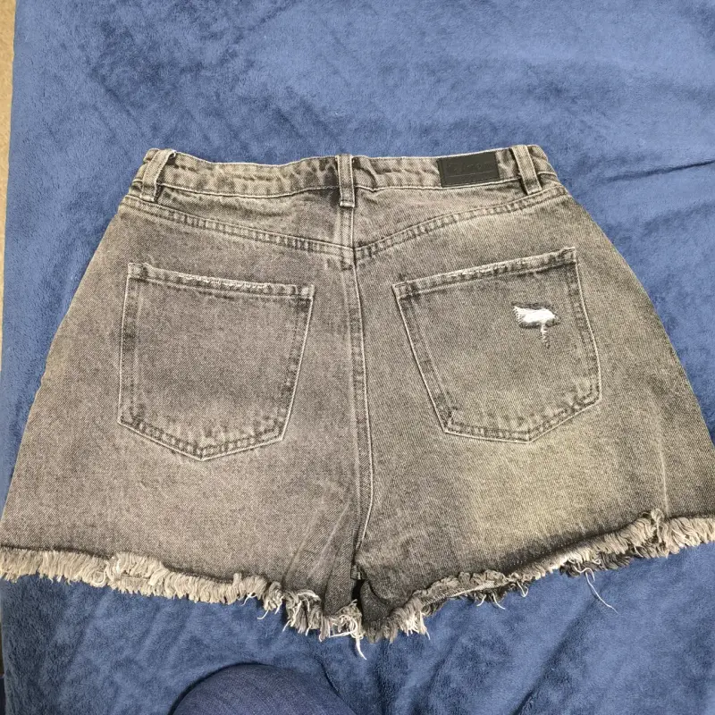 SHORT AROMO TALLA M - 4