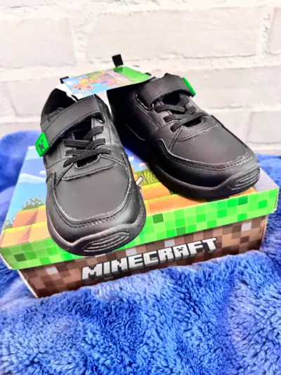 Zapatillas negras Minecraft para niños - miniatura 3