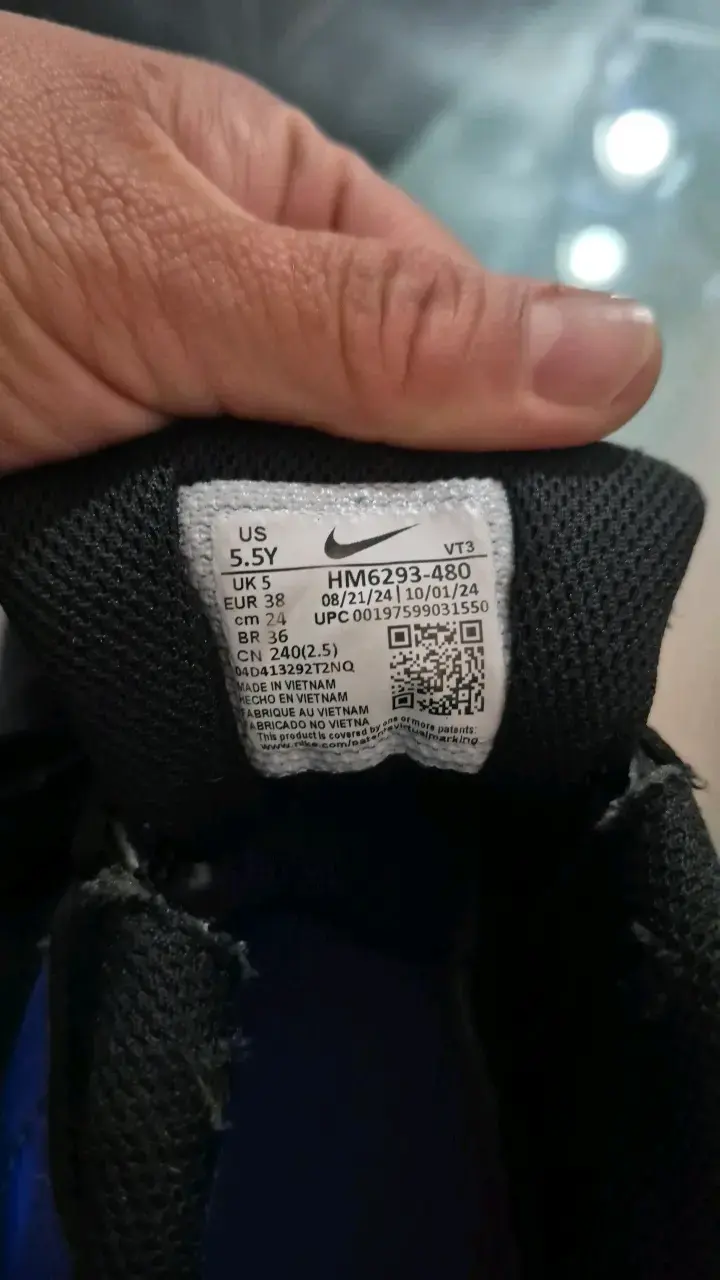 Zapatillas deportivas Nike azules y negras - 2