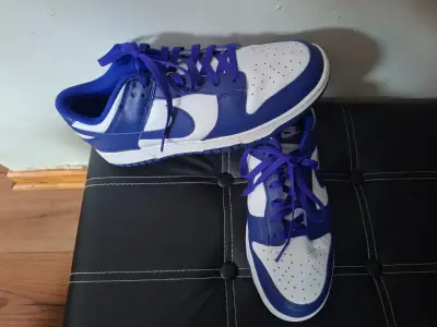 Nike Dunk Low Originales  Azul y Blanco US 11/CM29 - miniatura 1