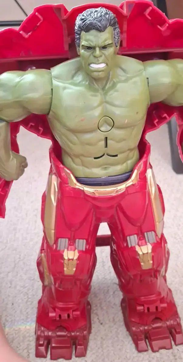Figura de acción Hulkbuster con Hulk desmontable - 3