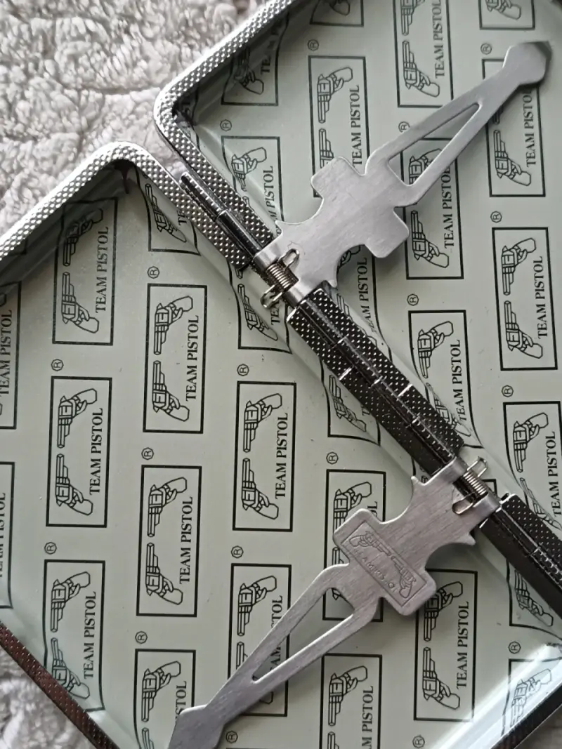Estuche de cigarrillos team pistol - 5