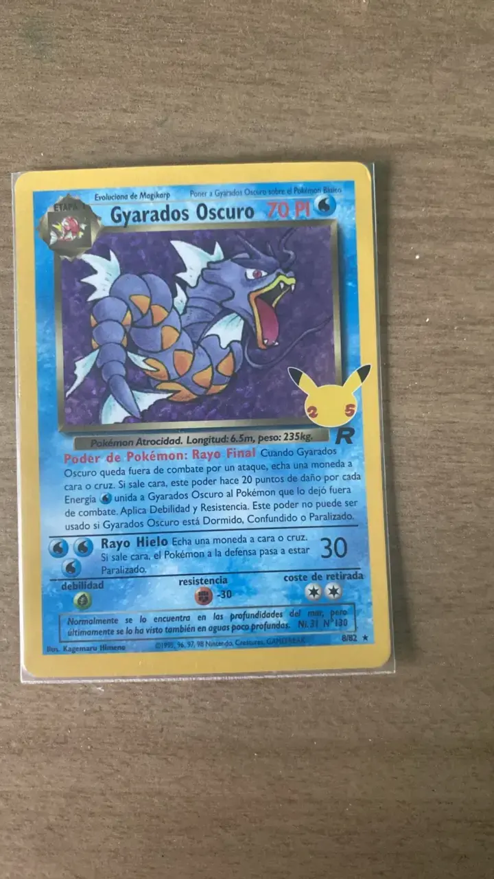 Carta Pokémon Gyarados Oscuro 25 Aniversario - 1
