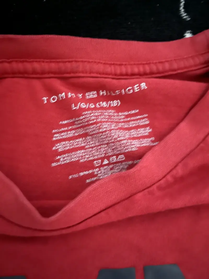 Polera roja Tommy Hilfiger para hombre - 2
