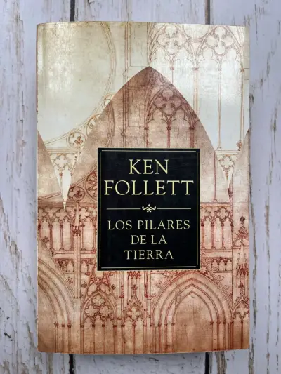 Libro 'Los Pilares de la Tierra' de Ken Follett - miniatura 1