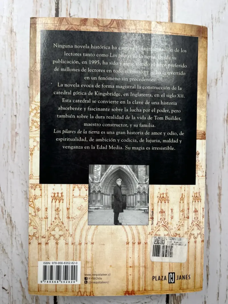 Libro 'Los Pilares de la Tierra' de Ken Follett - 3