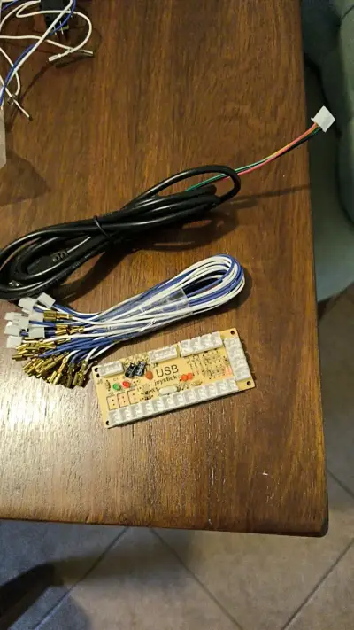 Controlador USB para joystick arcade con cables - miniatura 1
