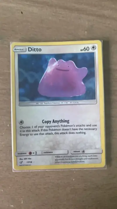 Carta Pokémon Ditto básica edición 2019 - miniatura 1
