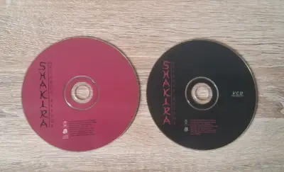 CD + VCD Shakira – Grandes Éxitos Edición Especial - miniatura 2