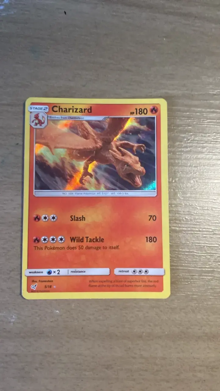 Carta Pokémon Charizard 5/18 edición especial - 3