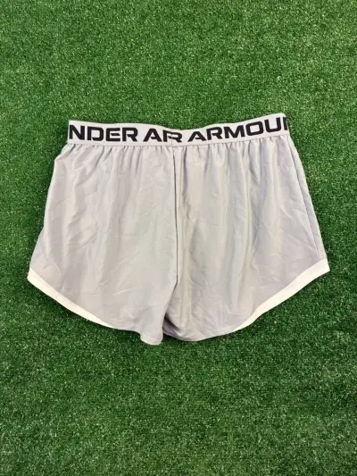 Shorts deportivos grises Under Armour para hombr L - miniatura 3
