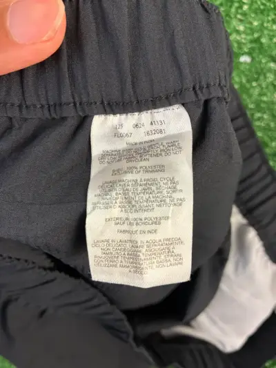 Shorts deportivos Columbia negros para hombre M - miniatura 2