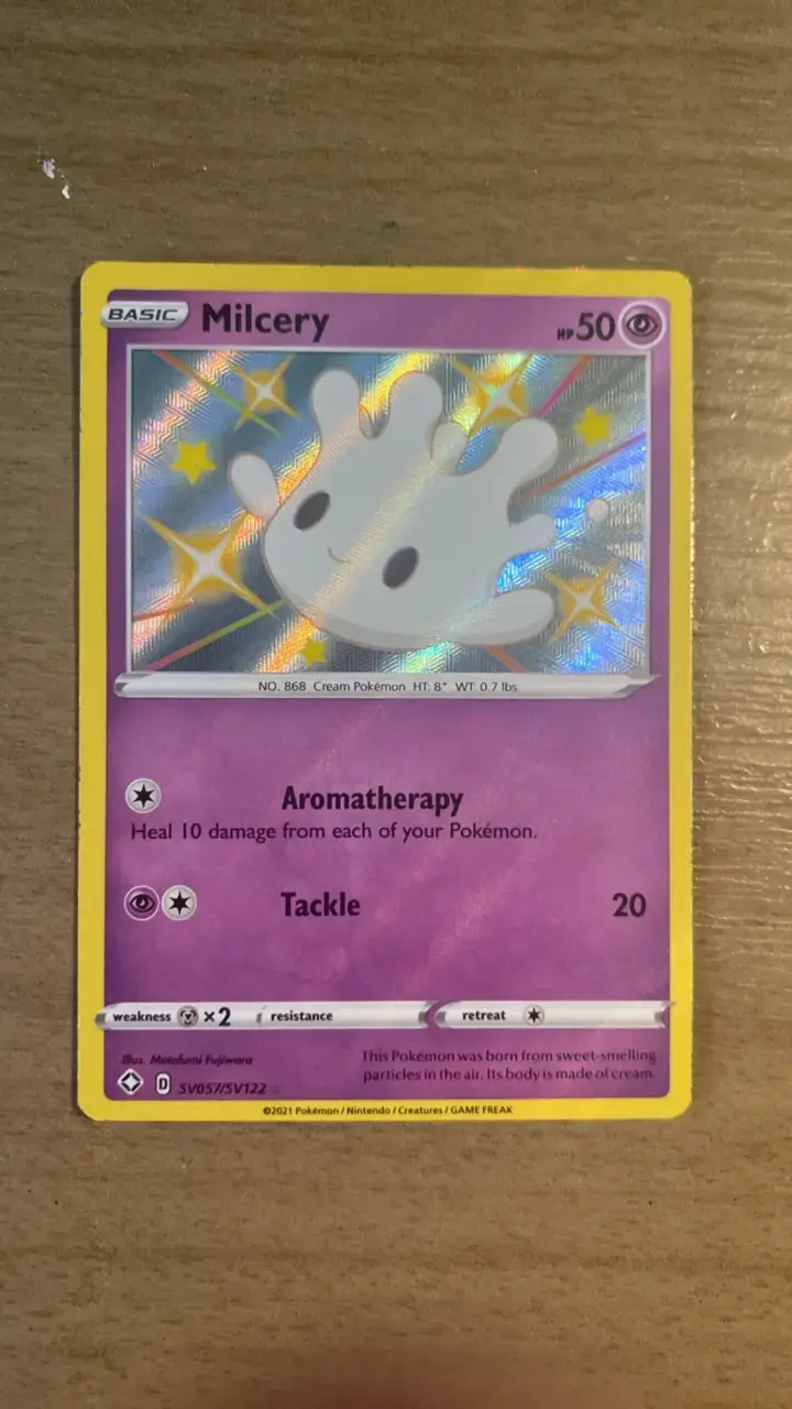 Carta Pokémon Milcery holográfica - 3