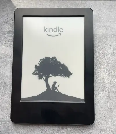 Kindle Amazon con pantalla táctil - miniatura 3