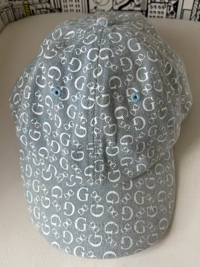 Gorra de mezclilla marca Guess - miniatura 1
