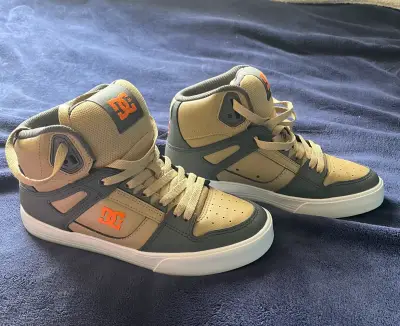 Zapatillas altas DC Shoes beige y gris - miniatura 1