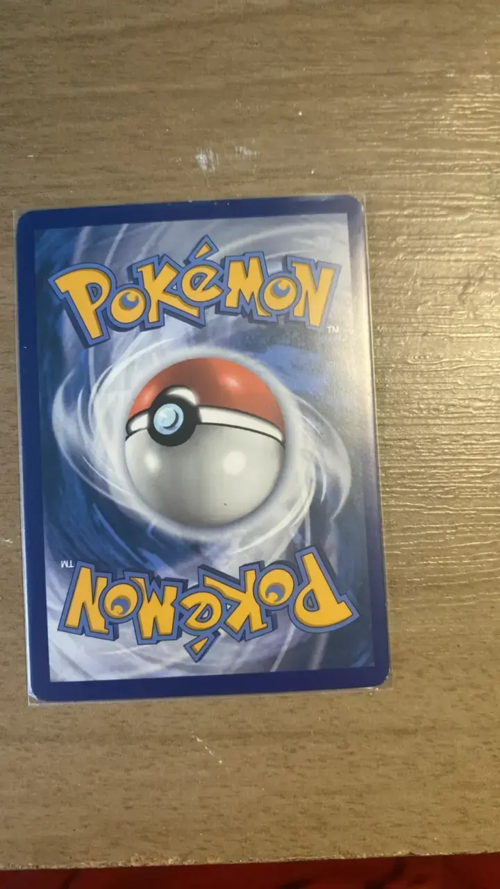Carta Pokémon Indeede V Holográfica - 2