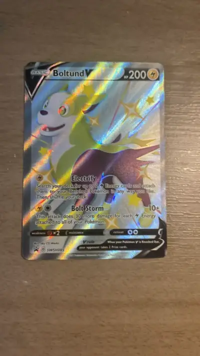 Carta Pokémon Boltund V Holográfica - miniatura 3