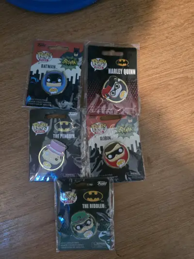 Set de pines Funko Pop Batman y villanos - miniatura 1