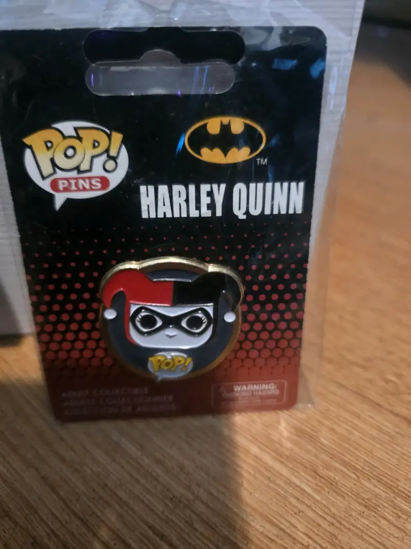 Set de pines Funko Pop Batman y villanos - 4