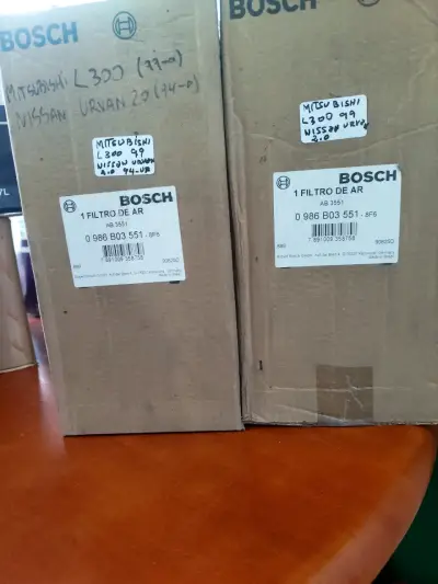 Filtro de aire Bosch para Mitsubishi y Nissan - miniatura 1
