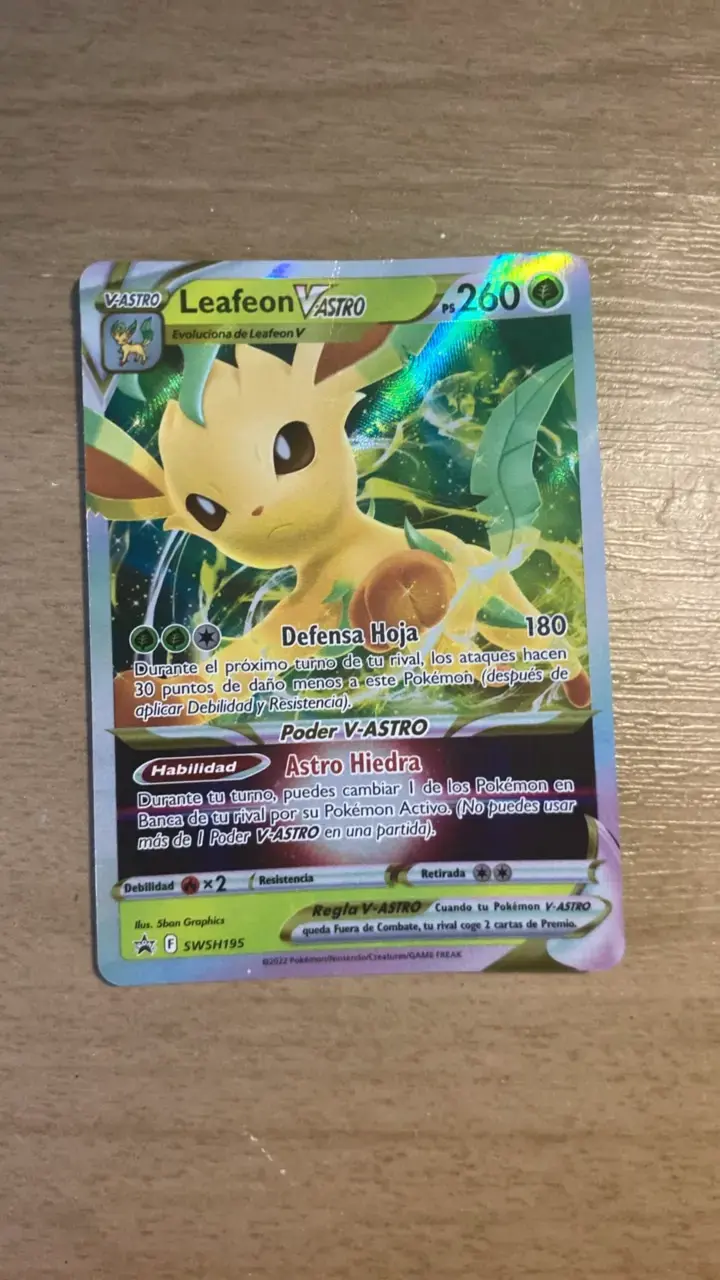 Carta Pokémon Leafeon V-ASTRO holográfica - 3