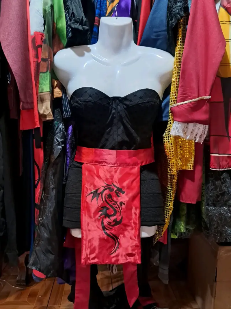 Disfraz de guerrera dragón para mujer