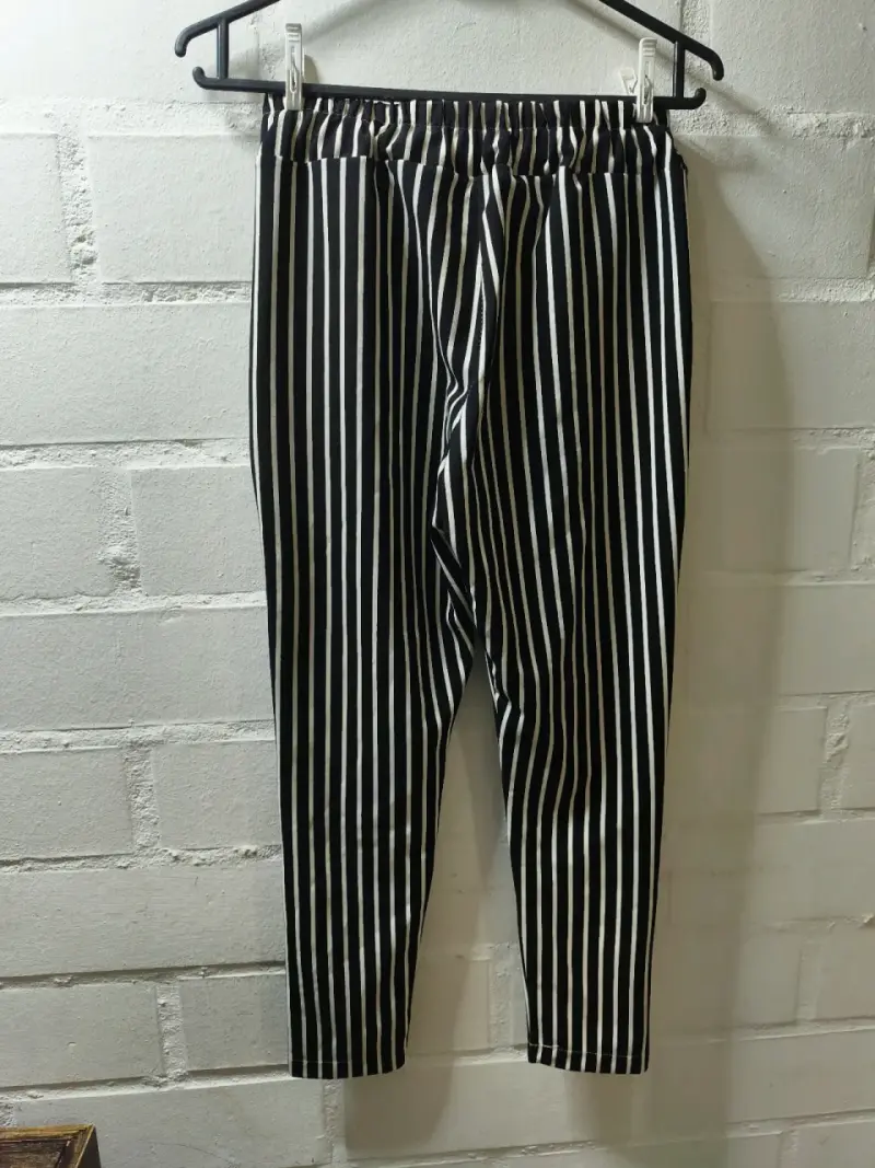 Pantalones a rayas blanco y negro para mujer - 2