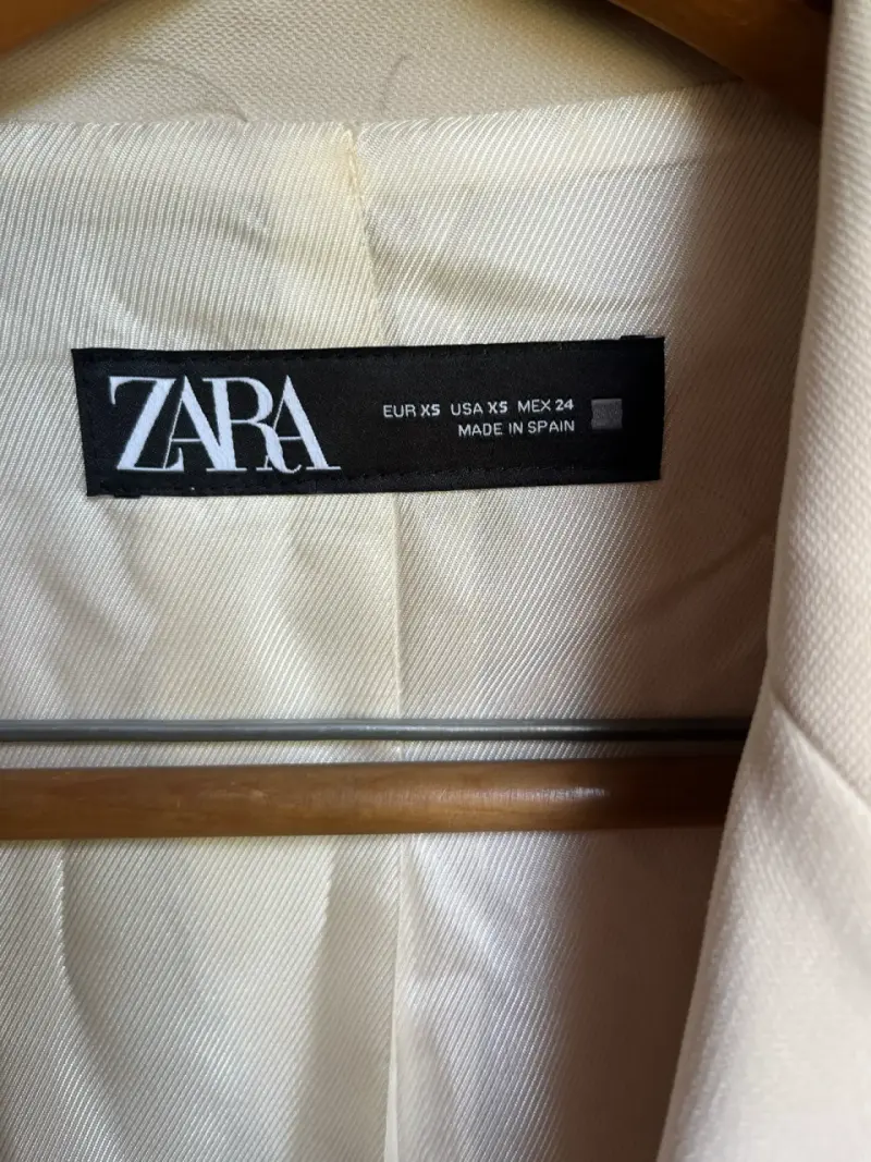 Blazer beige elegante Zara para mujer - 2