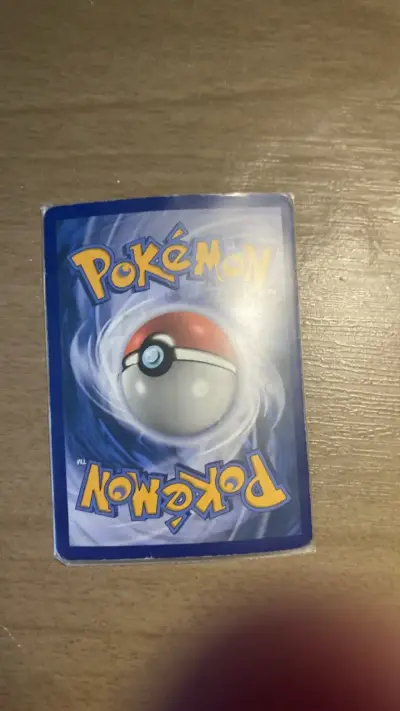 Carta Pokémon Toxtricity V holográfica - miniatura 2