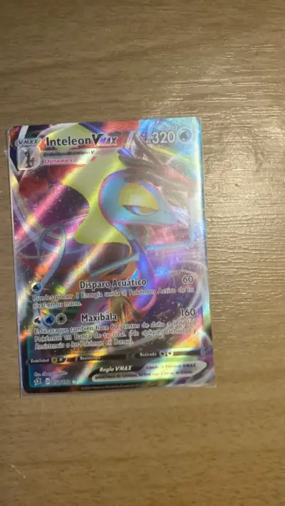 Carta Pokémon Inteleon VMAX holográfica - miniatura 1