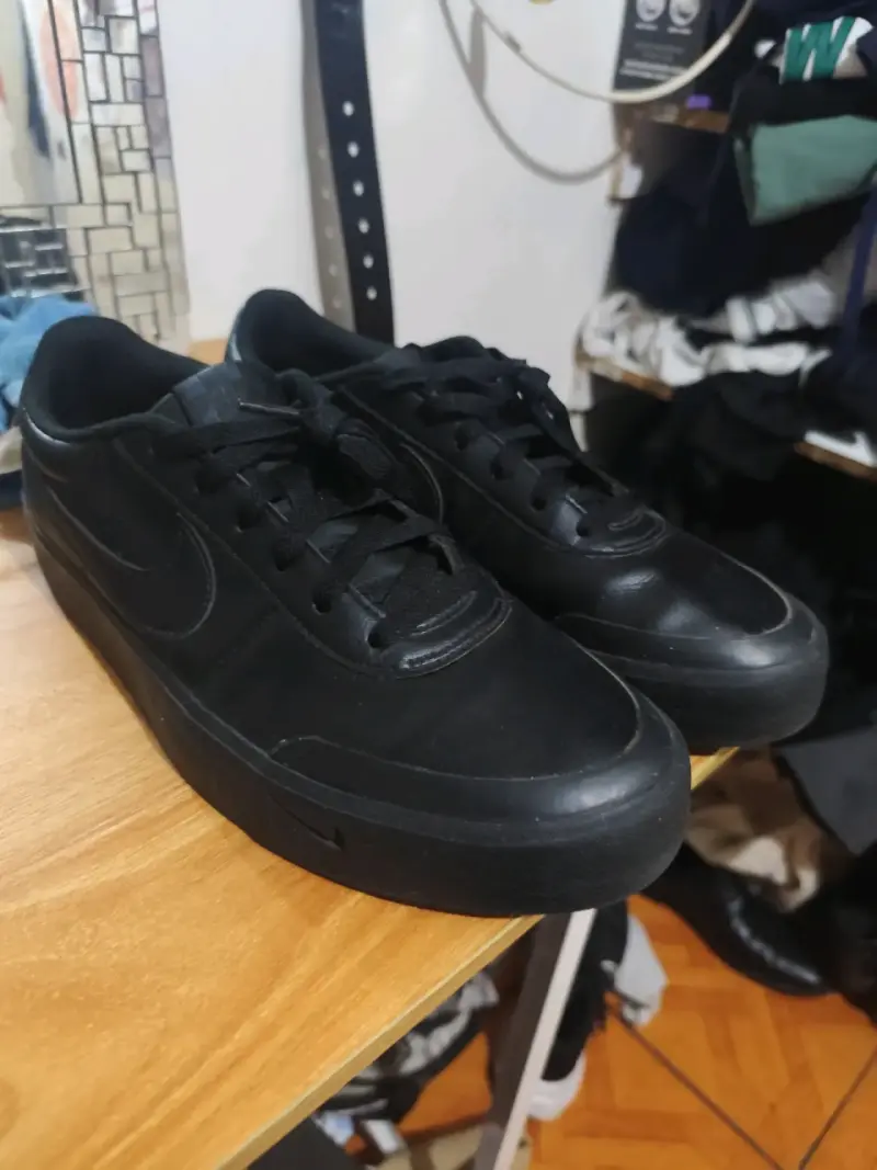 Zapatillas negras Nike para hombre - 2