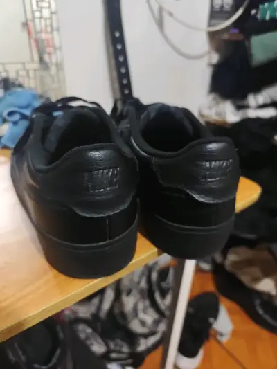 Zapatillas negras Nike para hombre - miniatura 4