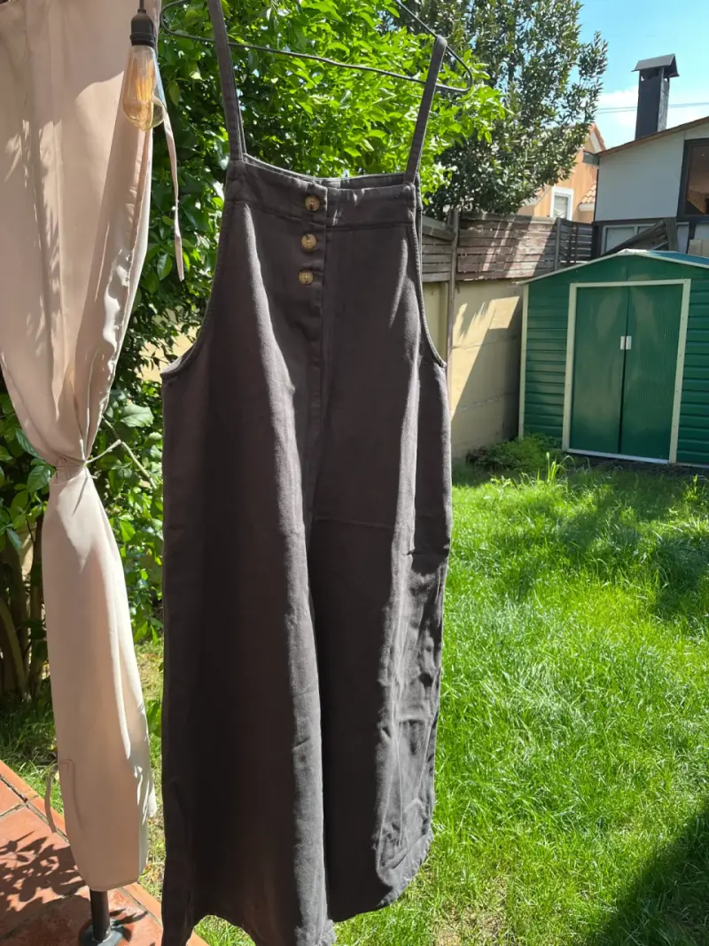 Jardinera gris con botones Zara talla L