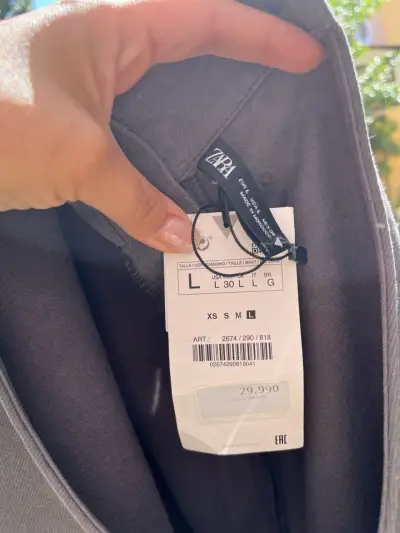 Jardinera gris con botones Zara talla L - miniatura 3