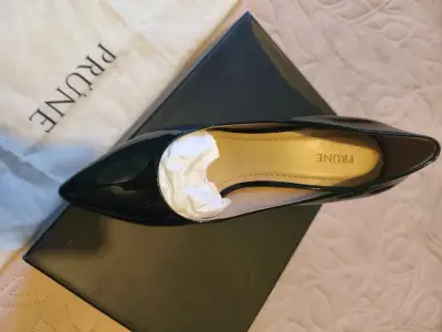 Zapatos de tacón negro Prüne en buen estado - miniatura 3