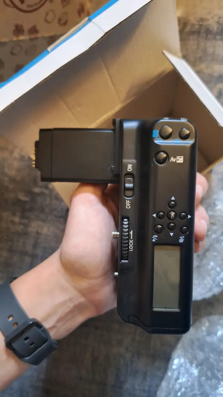 Battery Grip Mcoplus BG-550DL para Canon EOS - 6
