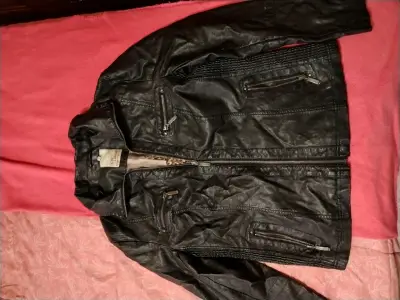 Chaqueta de cuero sintético negra talla S - miniatura 1