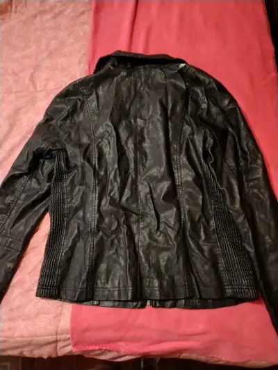 Chaqueta de cuero sintético negra talla S - miniatura 3