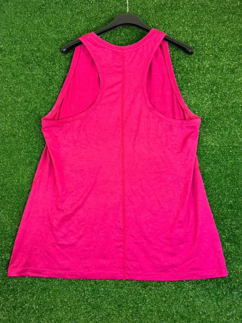 Polera sin mangas fucsia The North Face - 3