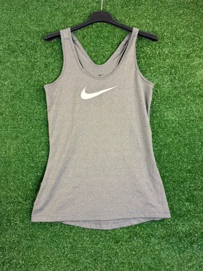 Polera Deportiva Gris Nike para Mujer S - miniatura 1