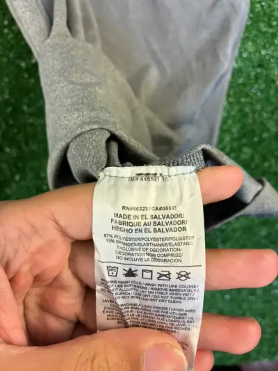 Polera Deportiva Gris Nike para Mujer S - miniatura 2