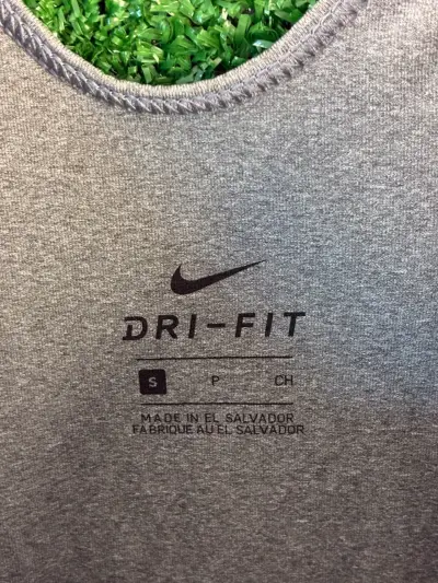 Polera Deportiva Gris Nike para Mujer S - miniatura 3