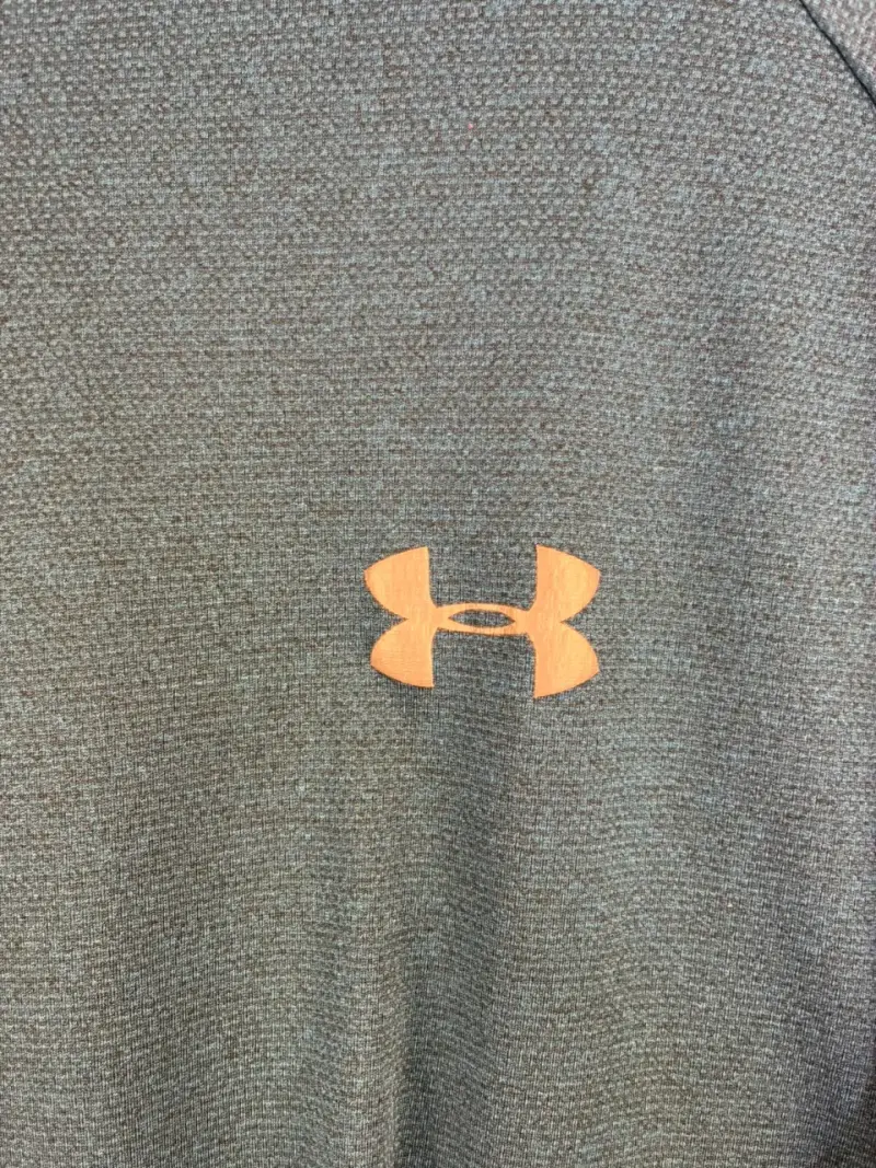 Polera deportiva azul Under Armour para hombre - 5