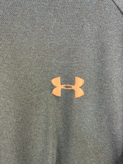 Polera deportiva azul Under Armour para hombre - miniatura 5